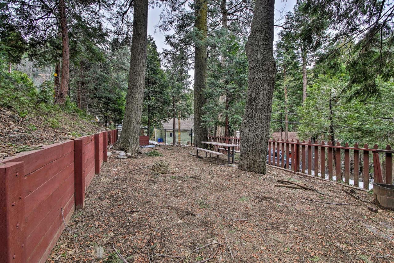 Vintage Snow White Cottage About 2 Miles To Village! Lake Arrowhead Kültér fotó