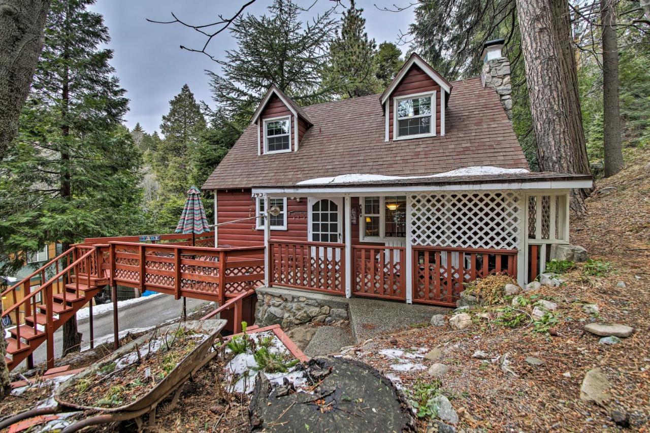 Vintage Snow White Cottage About 2 Miles To Village! Lake Arrowhead Kültér fotó